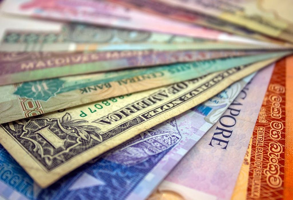 Karthikeyan Perumal באתר PEXELS foreign currency usage