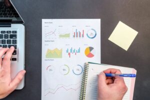 המדריך המקיף לאסטרטגיית SEO לעסק: מהמדידה ועד ליישום